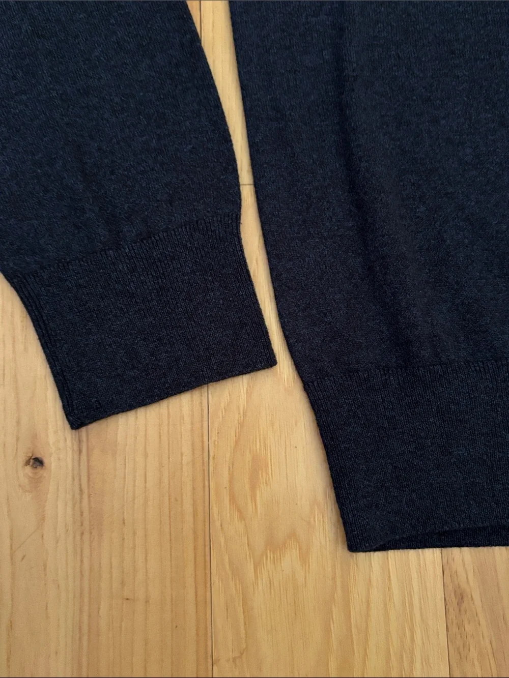 BANANA REPUBLIC | Men's Navy Luxury Blend Silk Cotton Cashmere Sweater | Size L